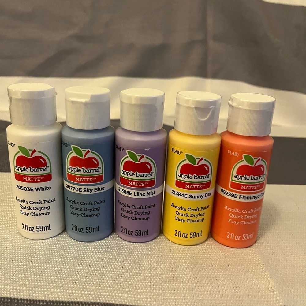 Apple Barrel 2 oz paint. Matte, 9 bottles
